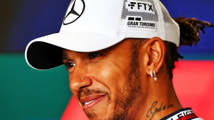 Hamilton: 'Costcap nutteloos als Red Bull geen zware straf krijgt'