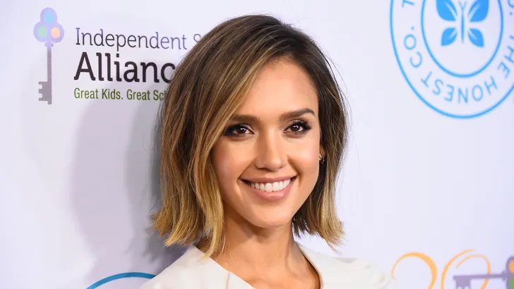 Jessica Alba in verwachting van derde kind