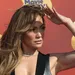 Jennifer Lopez viert haar 53e verjaardag met pikante shoot