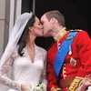 Déze onopgemerkte protocolblunder werd gemaakt tijdens William en Kate's bruiloft