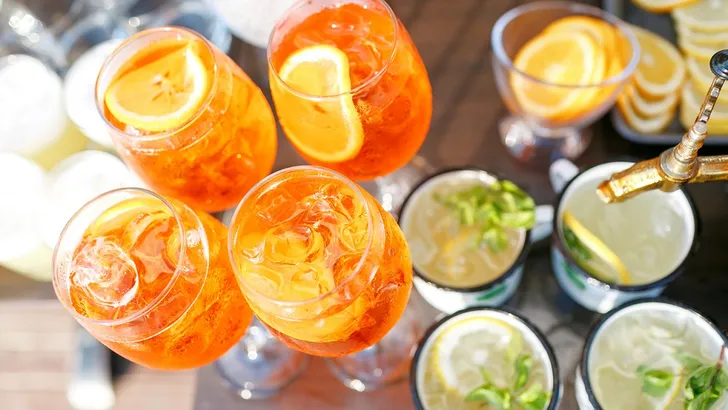 De zon in het glas: Deze drankjes bevatten de minste calorieën