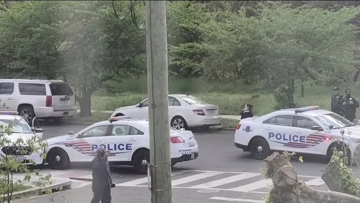 Amerikaanse agenten doen straatrace: politiewagens afgeschreven