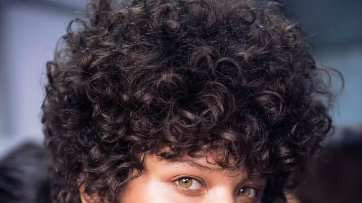 Zijn je haar styling producten boven deze temperatuur? Dan zorg je voor problemen