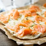 Flammkuchen zalm mosterd