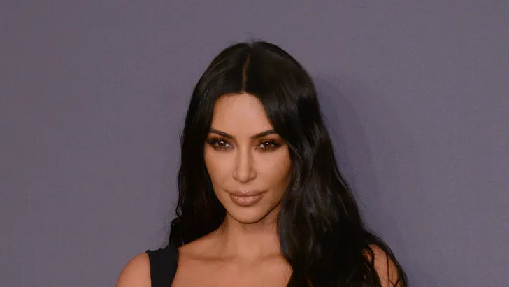 Kim Kardashian onthult stiekem de naam van haar pasgeboren zoon
