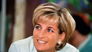 Schunnige kaart prinses Diana brengt fortuin op