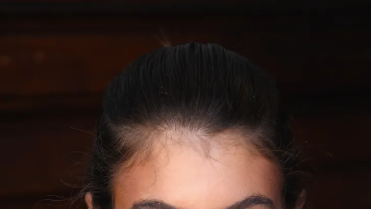 5 verrassende plekken om te highlighten voor die ultieme summer glow