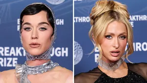 Tweeluik foto's van Katy Perry en Paris Hilton. – Beau Monde's Beauty Jury