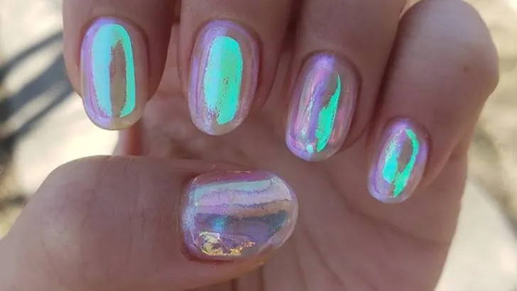 Lentetrend: nagels als het noorderlicht