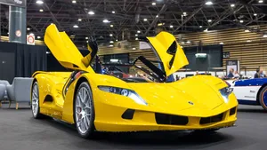 Vergeet de Rimac: deze dakloze EV is sneller dan een F1-auto maar je kapsel overleeft het niet