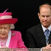 Queen tegen jongste zoon: 'Huh, ben jij jarig?'