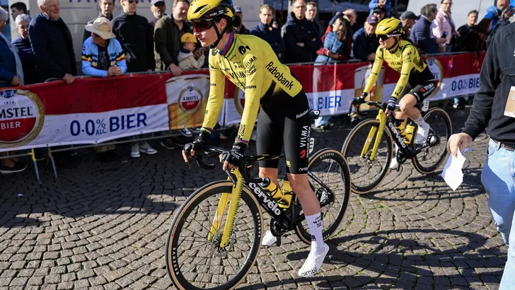 Wielerploegen zijn vrijwel volledig afhankelijk van sponsoring. Het is dan ook zeer goed nieuws dat oude sponsors terugkeren in de sport.