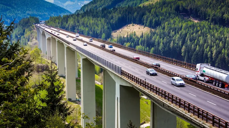 Rijd je via de Brenner naar Italië? Dit tankstation kun je momenteel beter overslaan