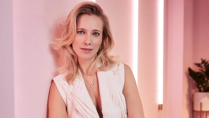 Jennifer Hoffman voor Beau Monde