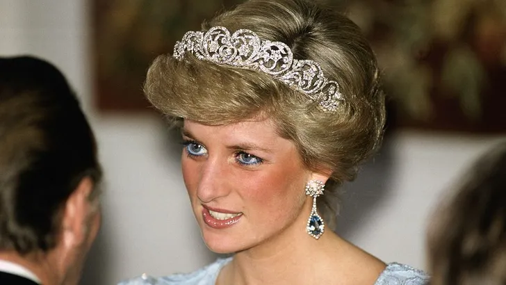prinses Diana ontmoeting met prins Charles