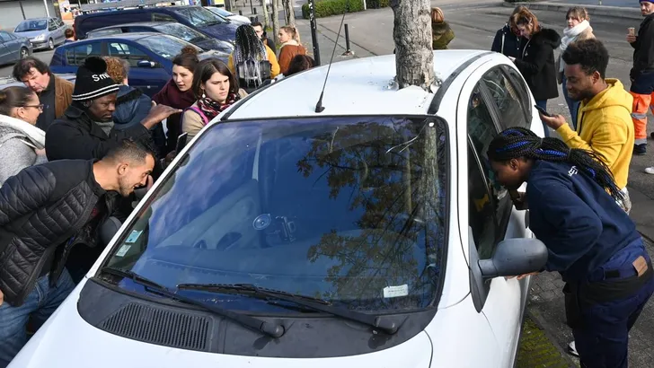 Autoboom