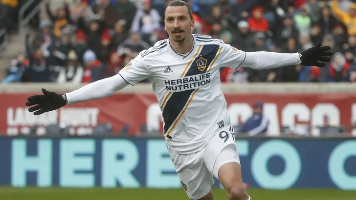 ‘Zlatan kiest voor onverwachte club’