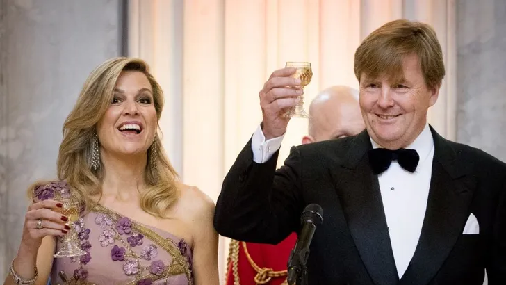 Vrijmibo: proostend het weekend in met de royals