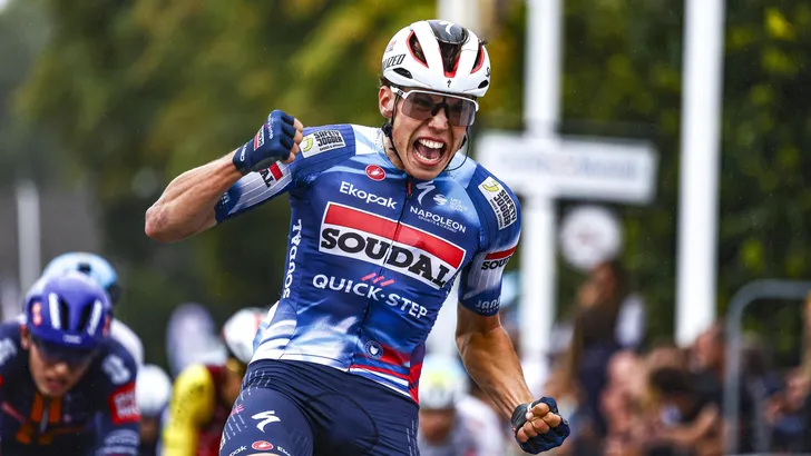 Bij Soudal Quick-Step hopen ze komend voorjaar minstens één (semi)klassieker te winnen. Dan zullen ze wel tegen Tadej Pogacar en Mathieu van der Poel moeten opboksen.