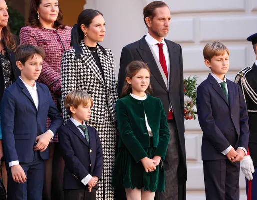 Het hele Casiraghi-Santo Domingo-gezin op de kiek!
