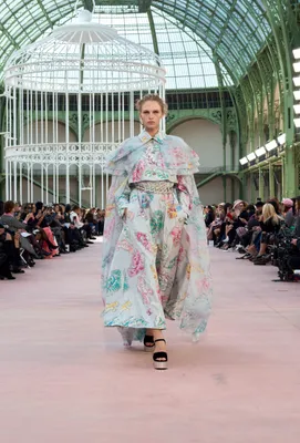 Paris Fashion Week: Chanel's SS25-show