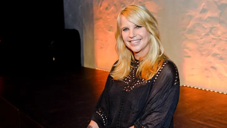 Toen en nu: zo zag Linda de Mol er vroeger uit