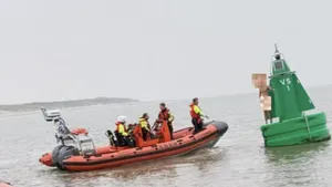 KNMR Vlieland redt man die ochtendduik nam zonder zwembroek