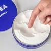 Ongeëvenaarde klassieker: hier kun je de ouderwetse Nivea-crème allemaal voor gebruiken | Gezondnu