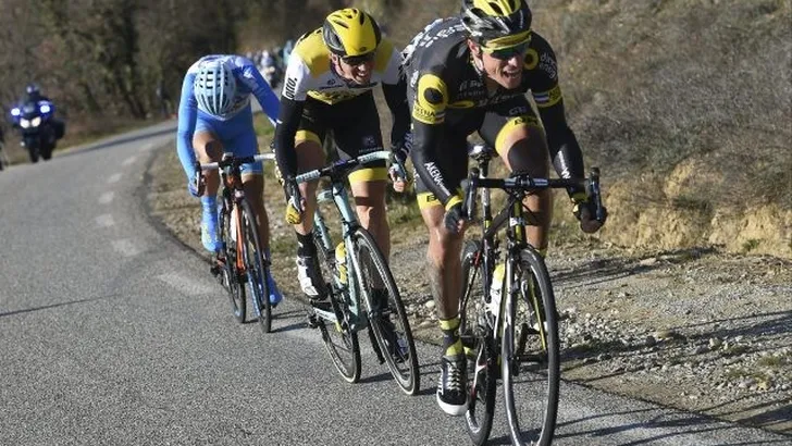 Sylvain Chavanel past voor Dwars door Vlaanderen