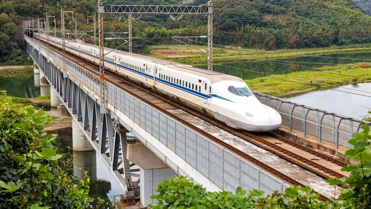 Japanse spoorwegen zetten complete Shinkansen-hogesnelheidstrein in voor vrachtvervoer