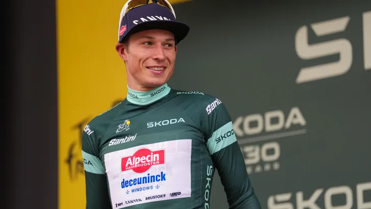 Jasper Philipsen in de groene trui