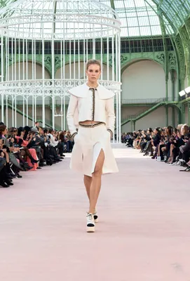 Paris Fashion Week: Chanel's SS25-show