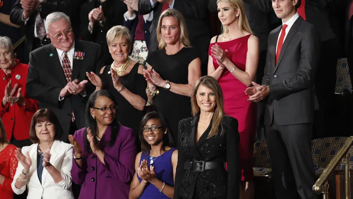 Melania droeg deze week toch een pak van Michael ('Ik wil haar niet kleden') Kors - en dit is zijn reactie