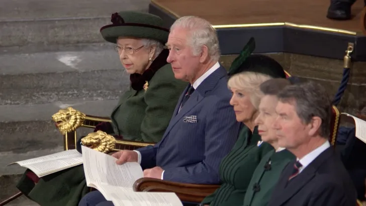 Europese royals steken de Queen een hart onder de riem