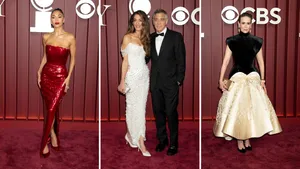 Drieluik foto's van sterren op de rode loper bij de Tony Awards 2025. Links Nicole Scherzinger, midden Amal en George Clooney en rechts Sarah Paulson