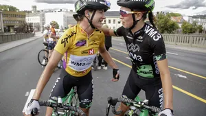 Vos wint Ladies Tour of Norway: 'Met de hele ploeg keihard hiervoor gewerkt'
