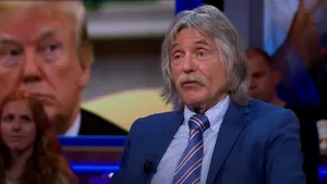 Johan Derksen brandt los over de Amerikaanse verkiezingen: 'twee flutkandidaten'