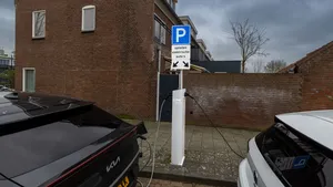Laadstress-alarm: in deze Nederlandse gemeenten moet je vechten om een plekje aan de laadpaal