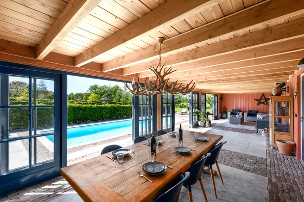 Poolhouse in Friese boerderij