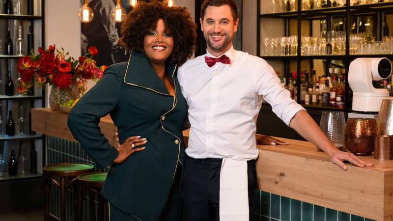 Deze BN’ers zijn te zien in de Valentijn-special van First Dates | Grazia