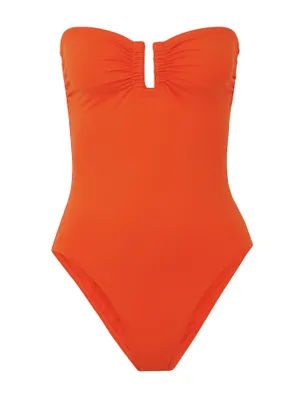 Duik in de zon met deze oranje beauty.