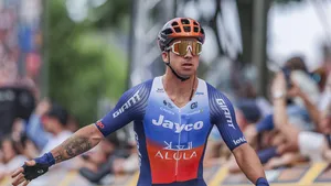 Dylan Groenewegen wint