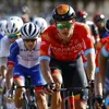 Bahrain-Victorious-renner Milan haalt woede op de hals met duw in volle voorbereiding op massasprint in UAE Tour