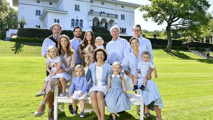 Zweedse koning schrapt 5 kleinkinderen uit het Koninklijk Huis