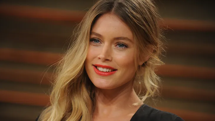 Doutzen Kroes openhartig over plastische chirurgie