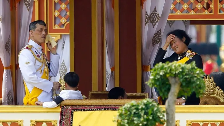 Royal Edition: 'Oh moeder, wat is het heet!'