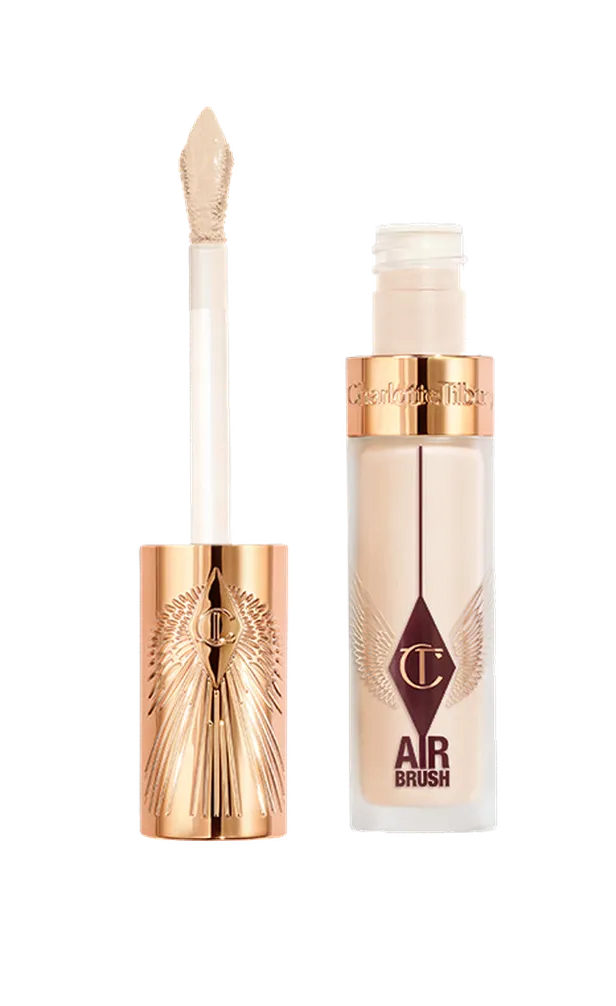 Airbrush flawless blur concealer in 3.5 Fair €38 Charlotte Tilbury
