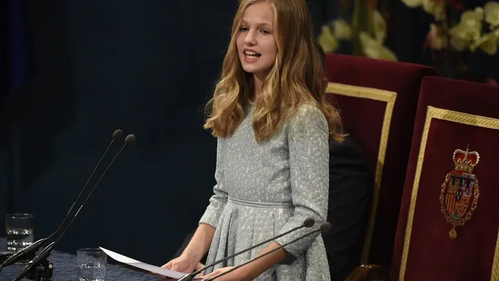 Prinses Leonor (13) speecht als een pro 