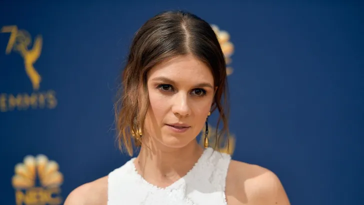 Nederlandse actrice Katja Herbers straalt op Emmy Awards