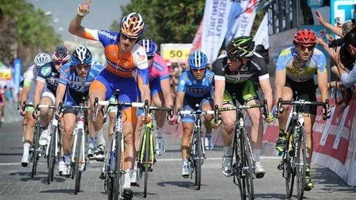 Bos sprint naar de zege in Turkije